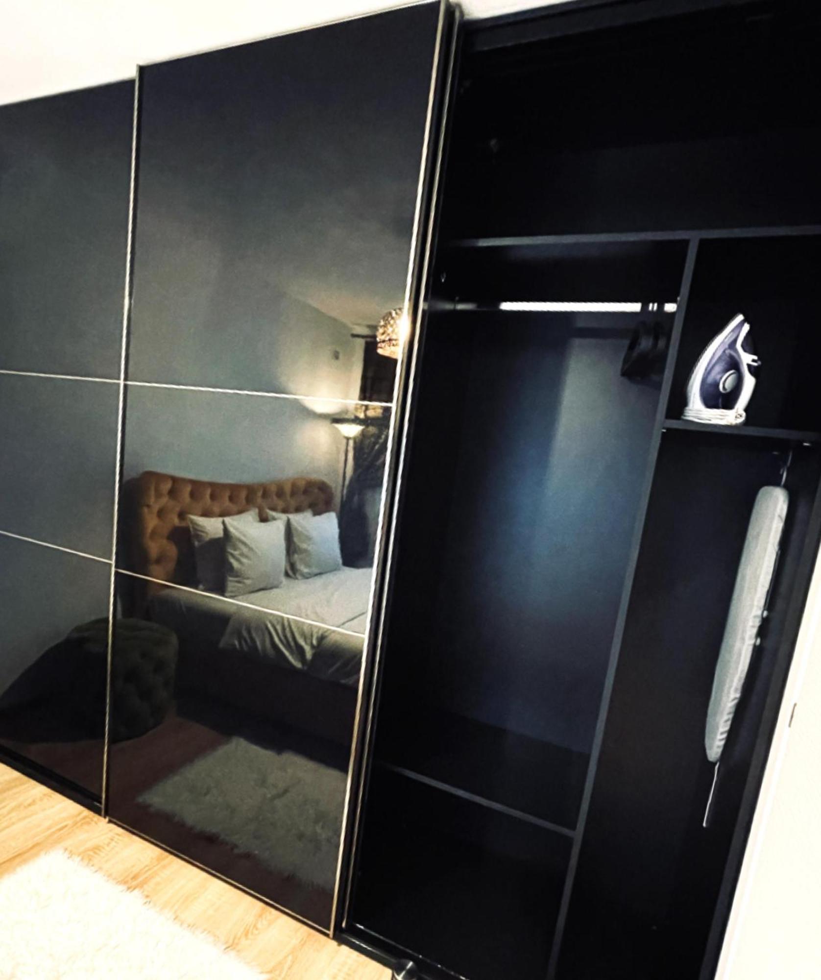 Jsn House - Private Parking & Premium Services Βουκουρέστι Εξωτερικό φωτογραφία